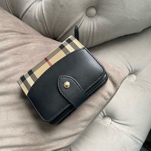 Burberry wallet